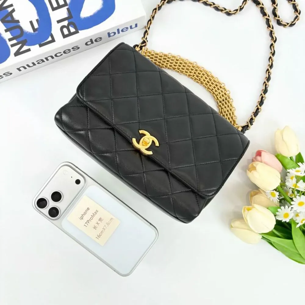 Chanel Women Pre-Loved Bag Very Good Condition